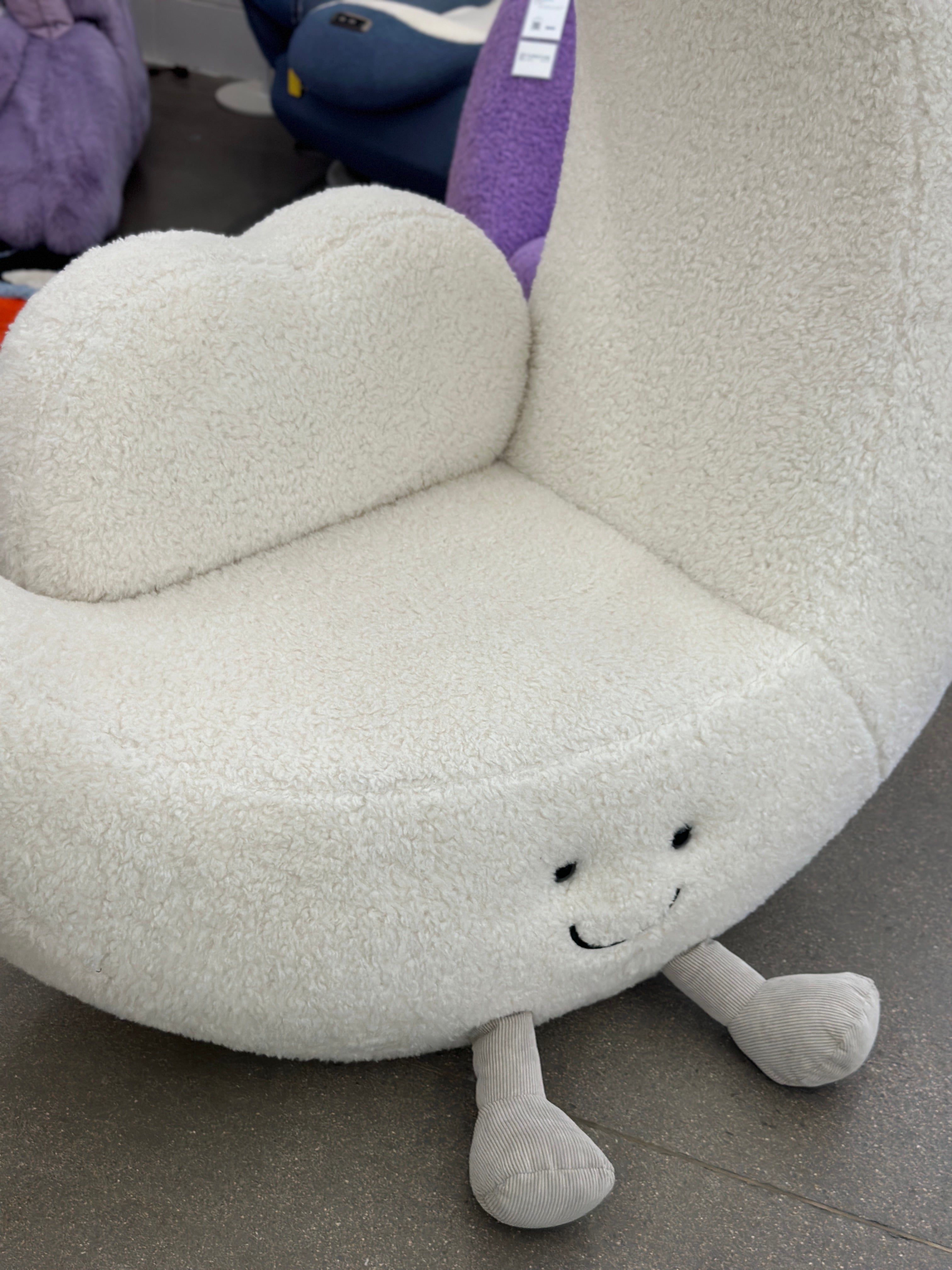 Luna Chair – LV Furniture Collection